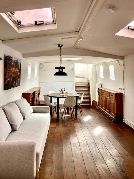 Prague On Boat, Privat Pier, Free Parking Hotell Exteriör bild