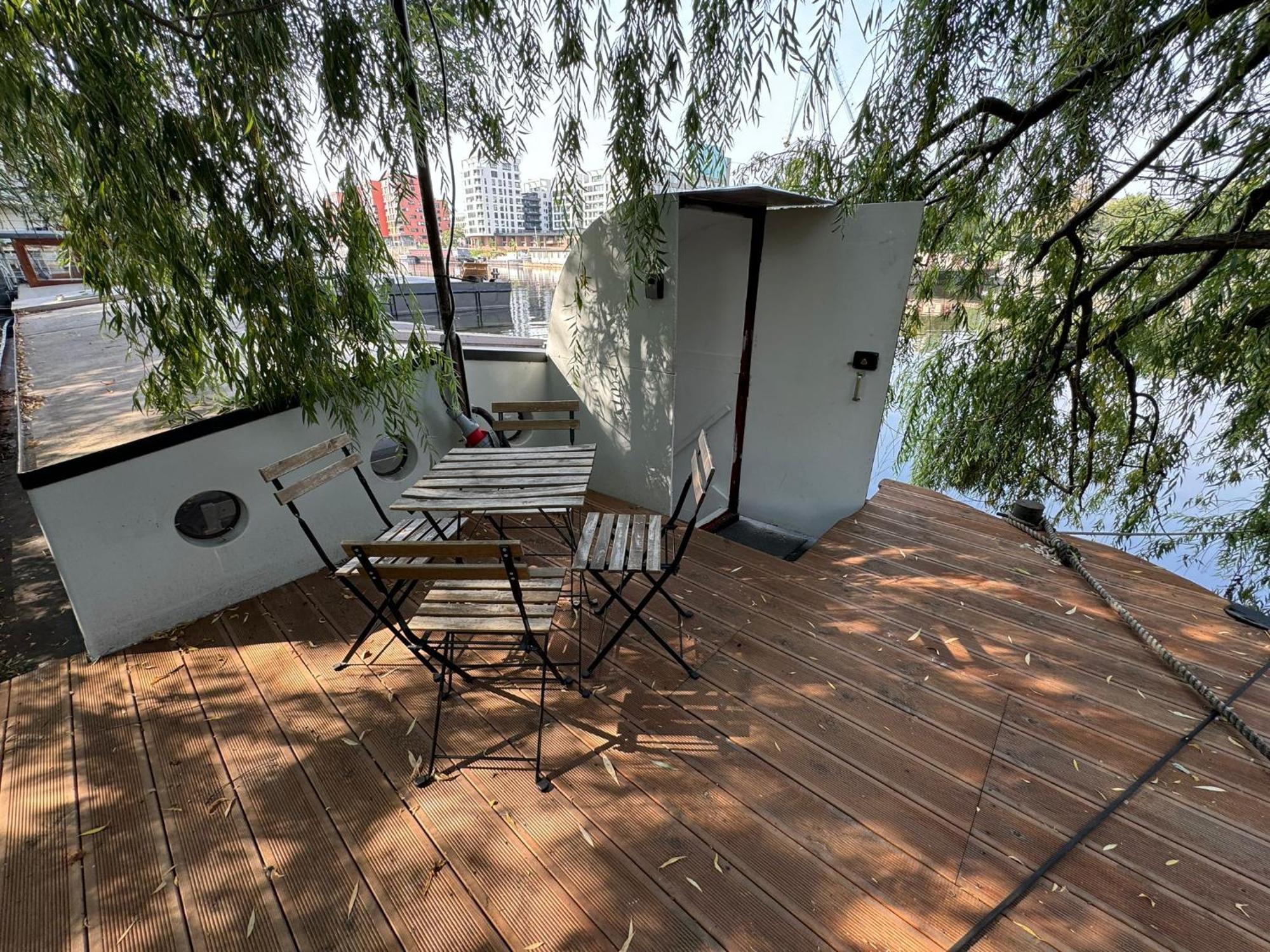 Prague On Boat, Privat Pier, Free Parking Hotell Exteriör bild